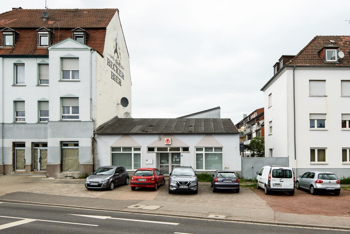 24_Parallelstraße 1
