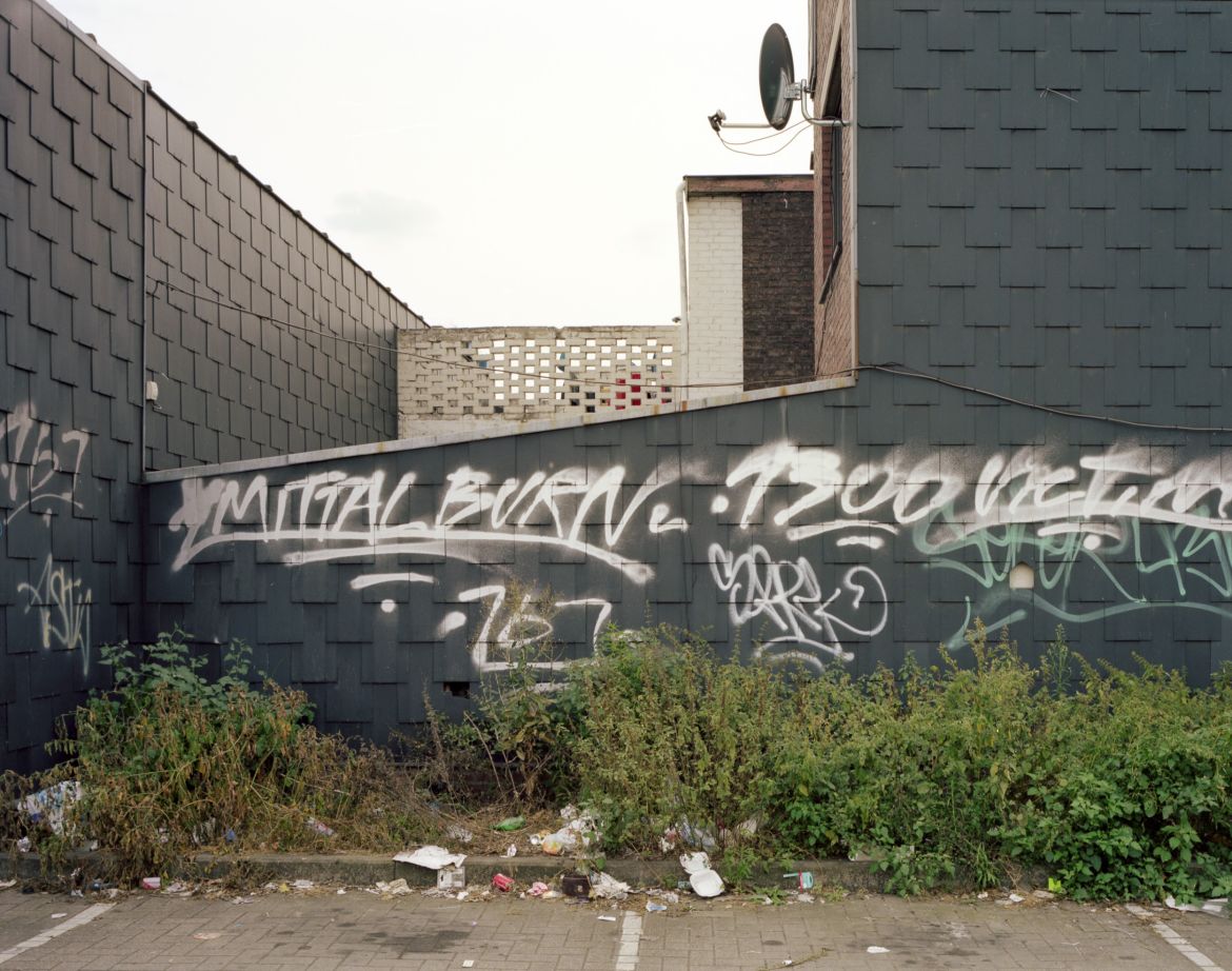 pk_liege_12 "Mittal burn - 1300 victims"